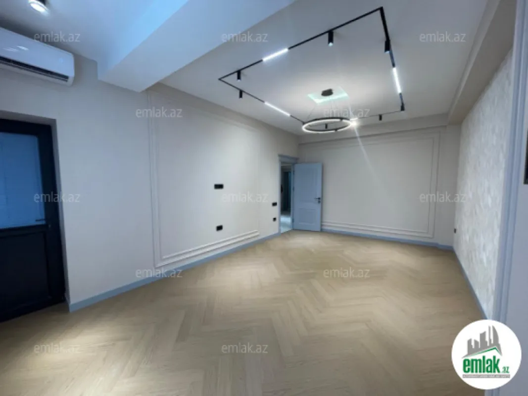 Satılır 3 otaqlı yeni tikili 84 m²