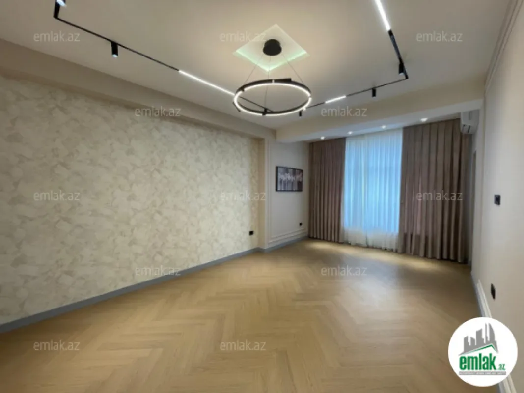 Satılır 3 otaqlı yeni tikili 84 m²