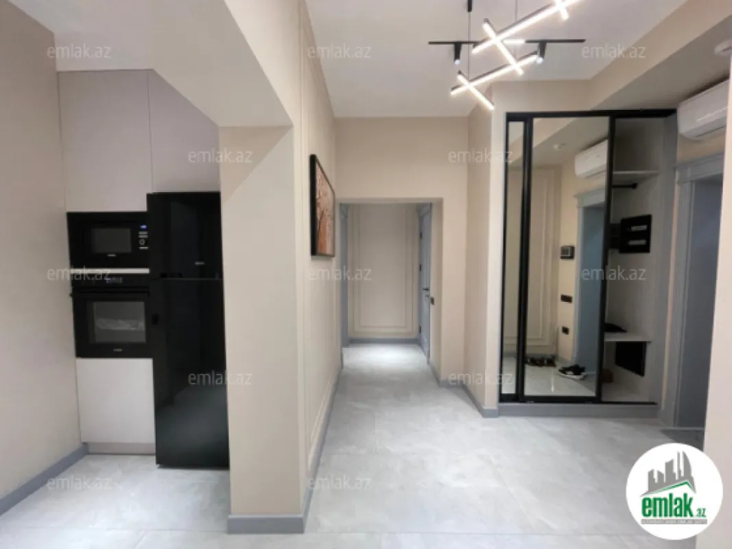 Satılır 3 otaqlı yeni tikili 84 m²