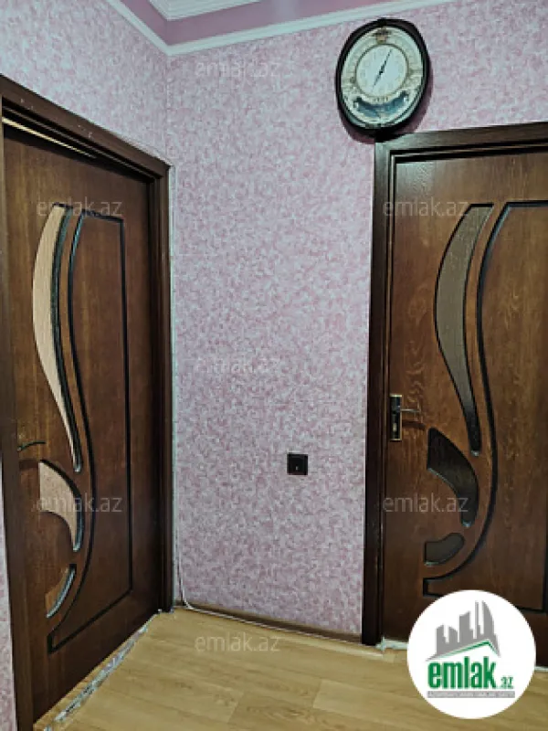 Satılır 3 otaqlı köhnə tikili 70 m²