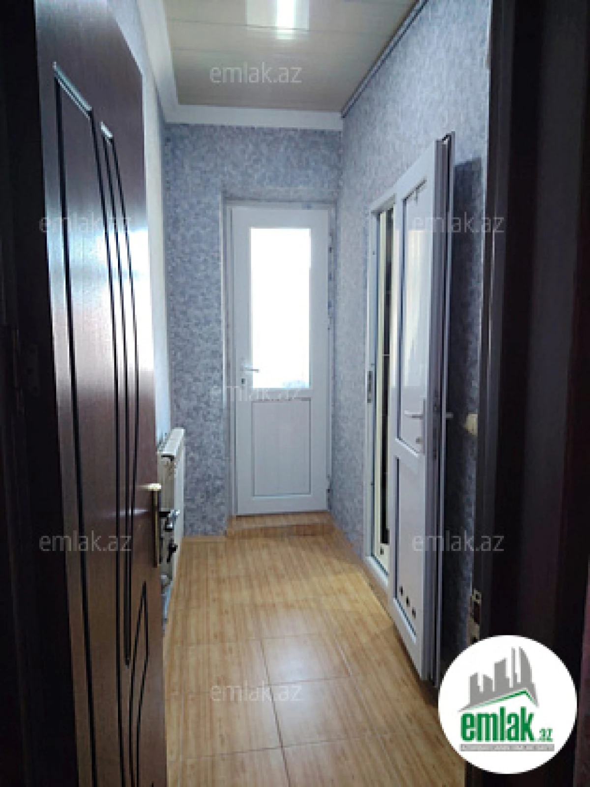 Satılır 3 otaqlı köhnə tikili 70 m²