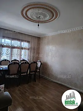 Satılır 3 otaqlı köhnə tikili 70 m²