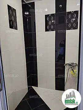 Satılır 3 otaqlı köhnə tikili 70 m²