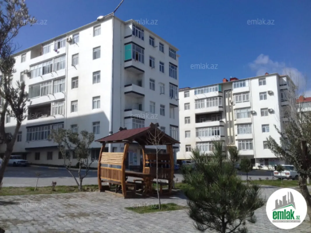 Satılır 2 otaqlı yeni tikili 83 m²