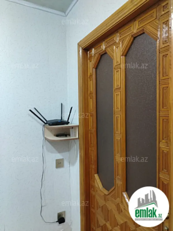 Satılır 1 otaqlı köhnə tikili 30 m²
