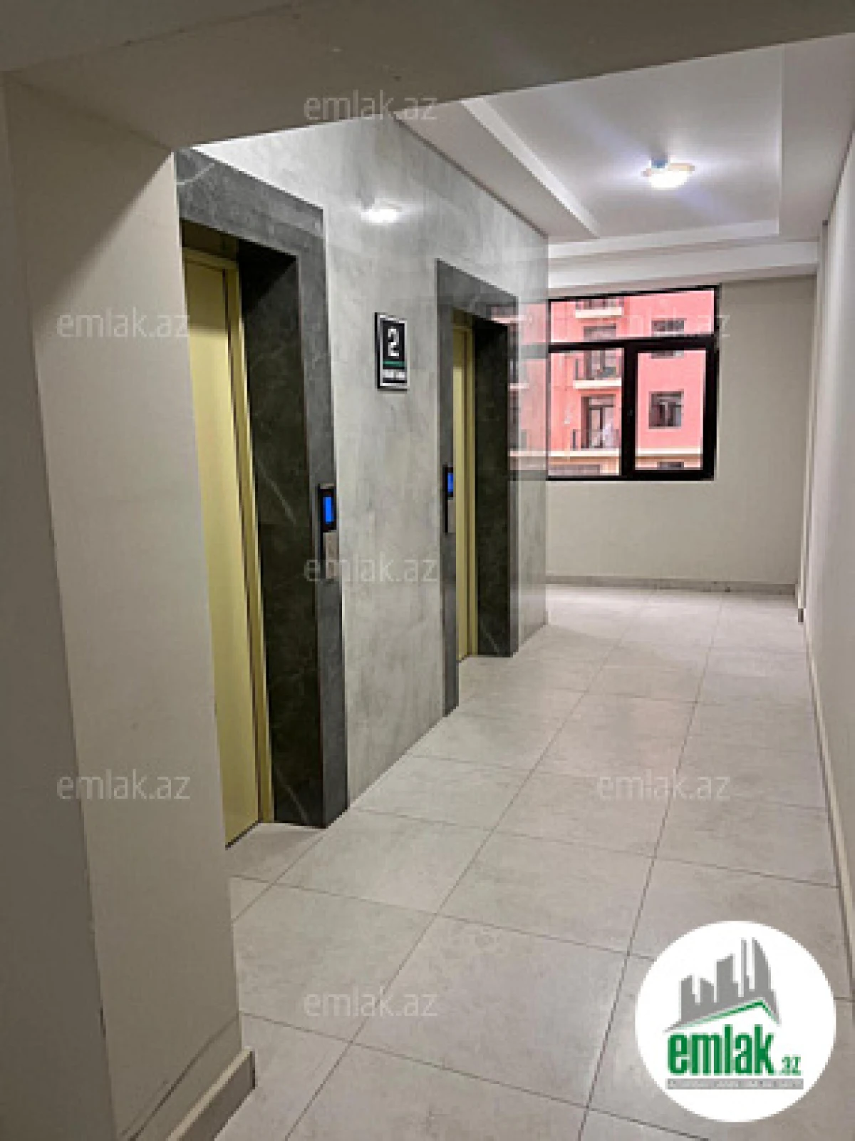 Satılır 2 otaqlı yeni tikili 87 m²