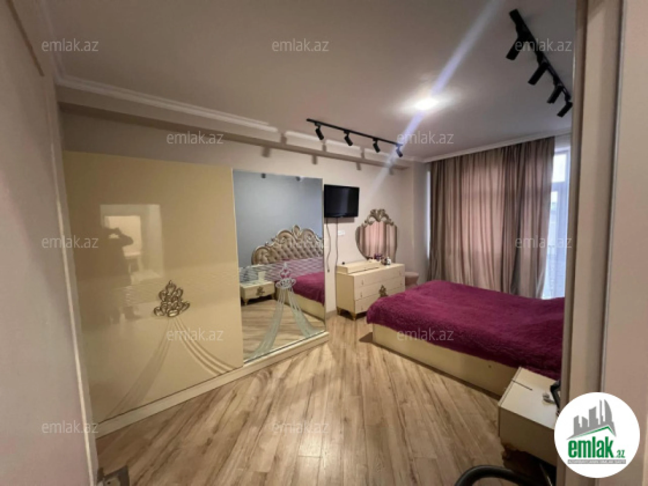 Satılır 2 otaqlı yeni tikili 87 m²