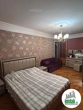 Satılır 3 otaqlı köhnə tikili 80 m²