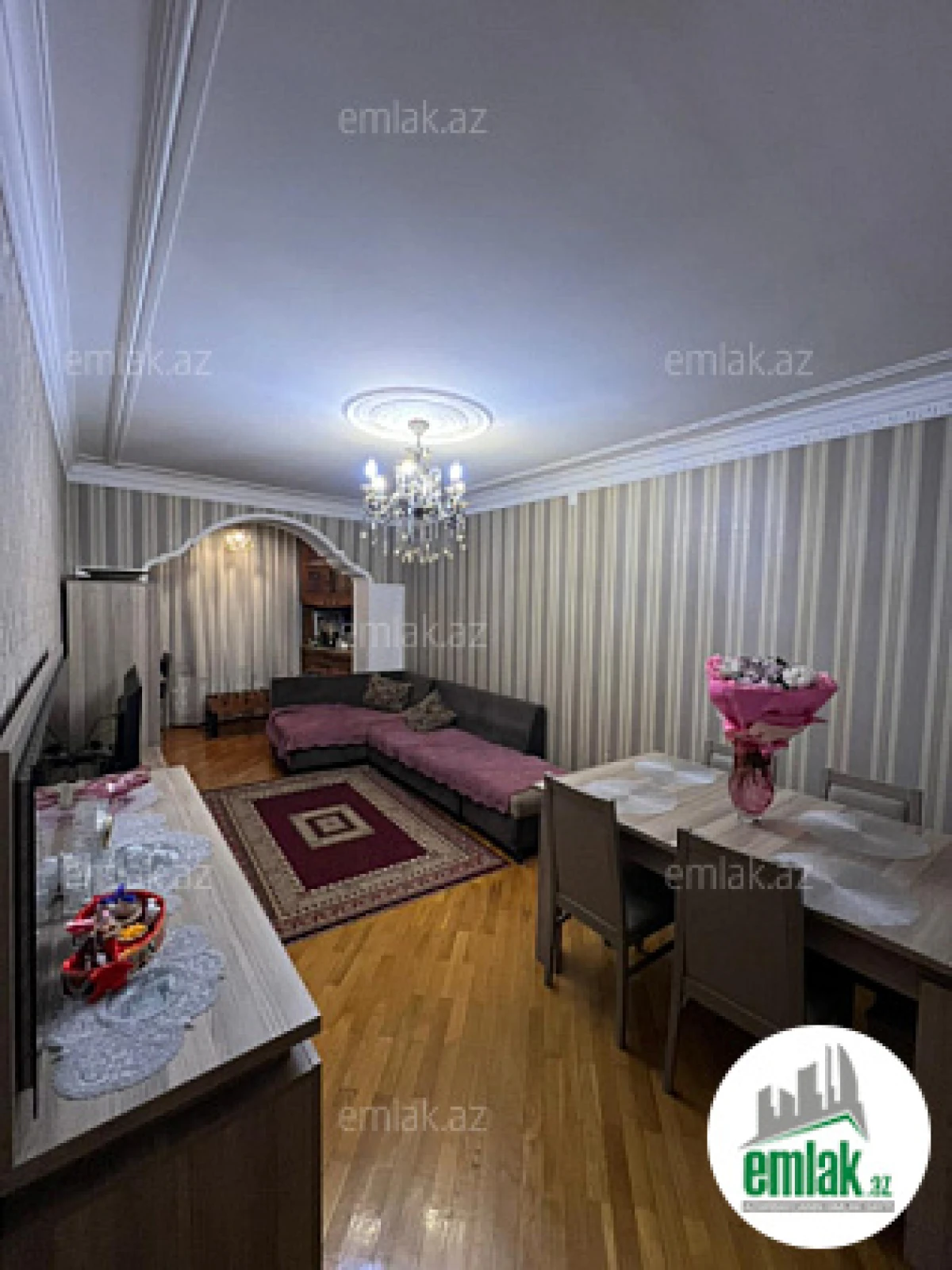 Satılır 3 otaqlı köhnə tikili 80 m²