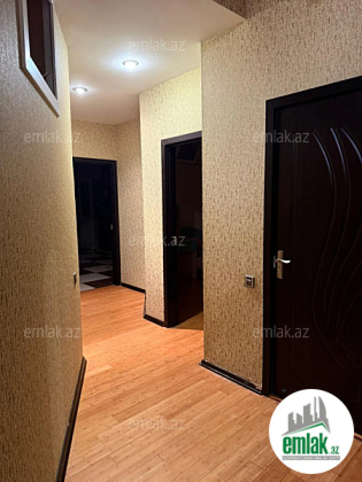 Satılır 3 otaqlı yeni tikili 75 m²