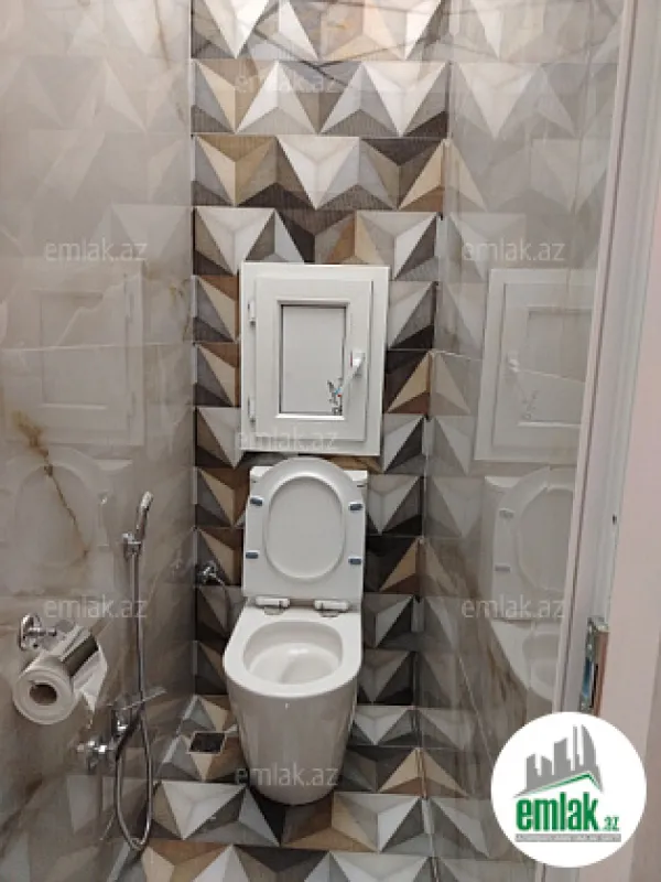 Satılır 2 otaqlı köhnə tikili 60 m²