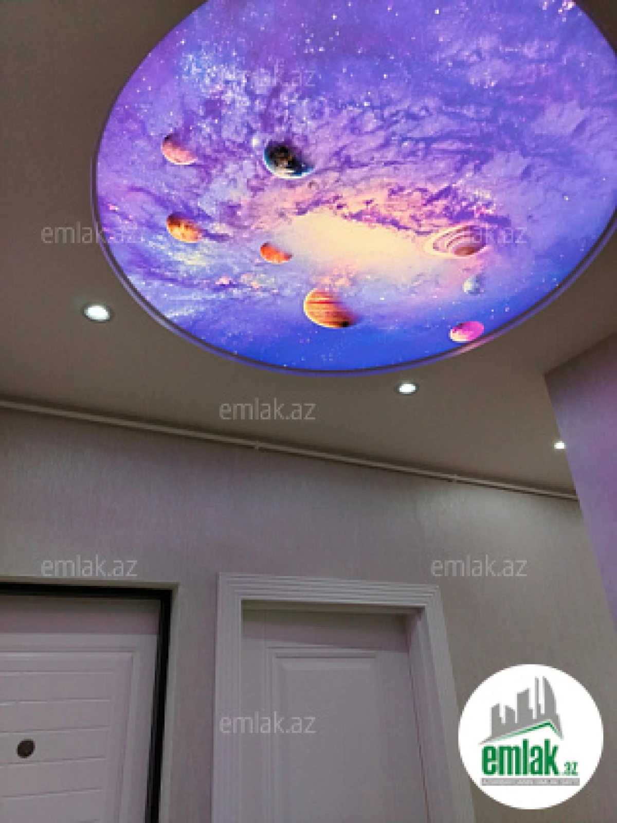 Satılır 2 otaqlı köhnə tikili 60 m²