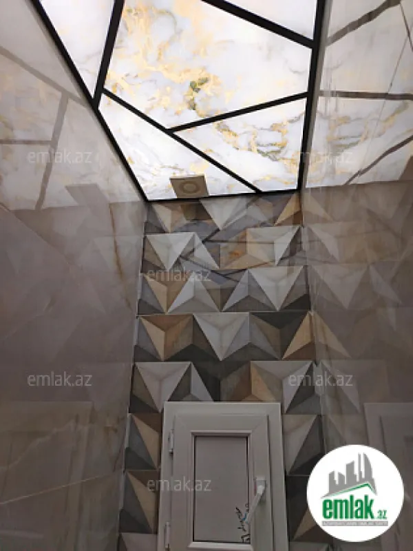 Satılır 2 otaqlı köhnə tikili 60 m²