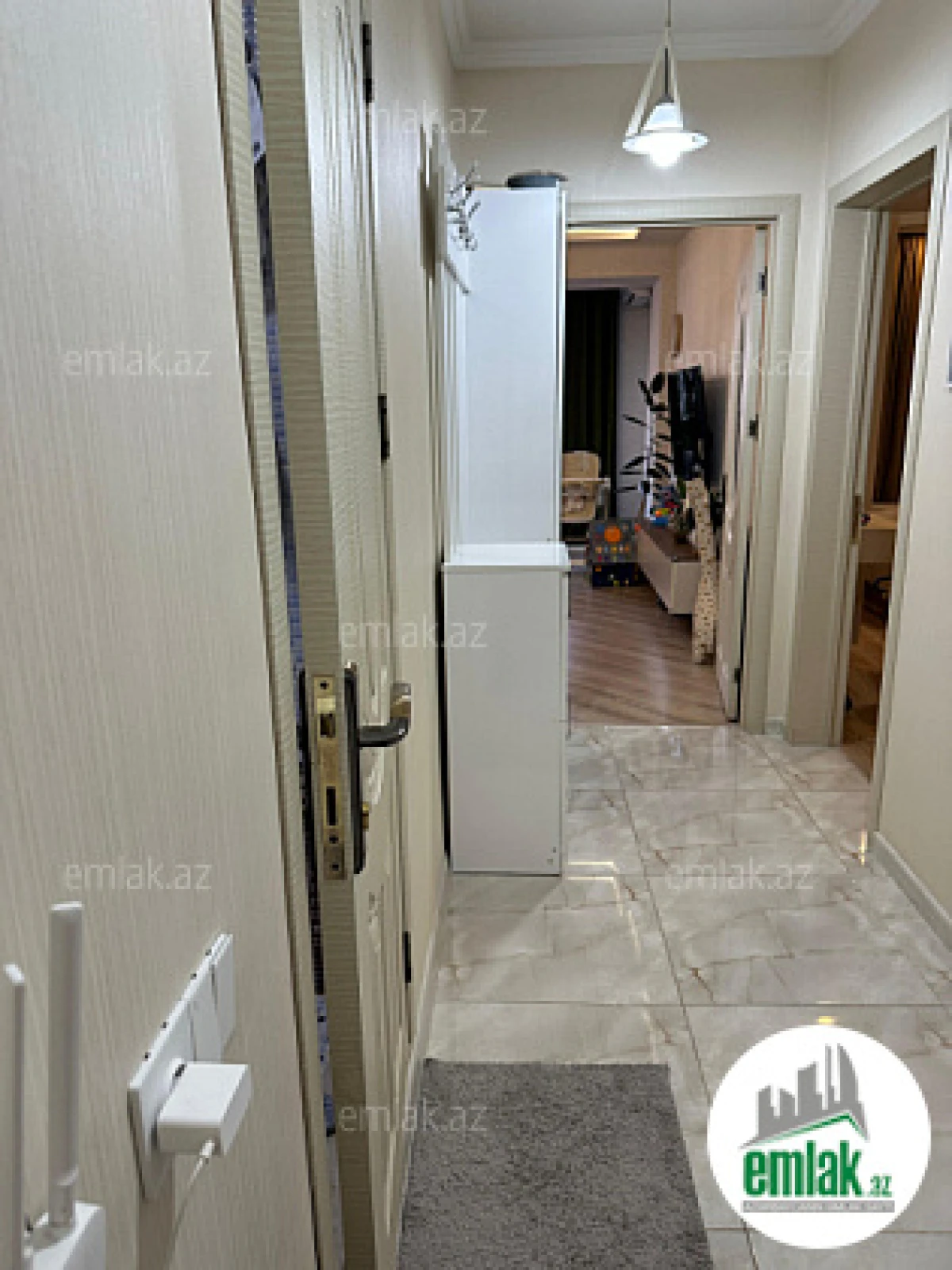 Satılır 3 otaqlı yeni tikili 67 m²