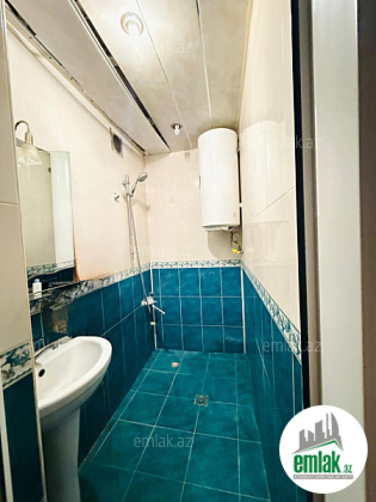 Satılır 2 otaqlı yeni tikili 65 m²