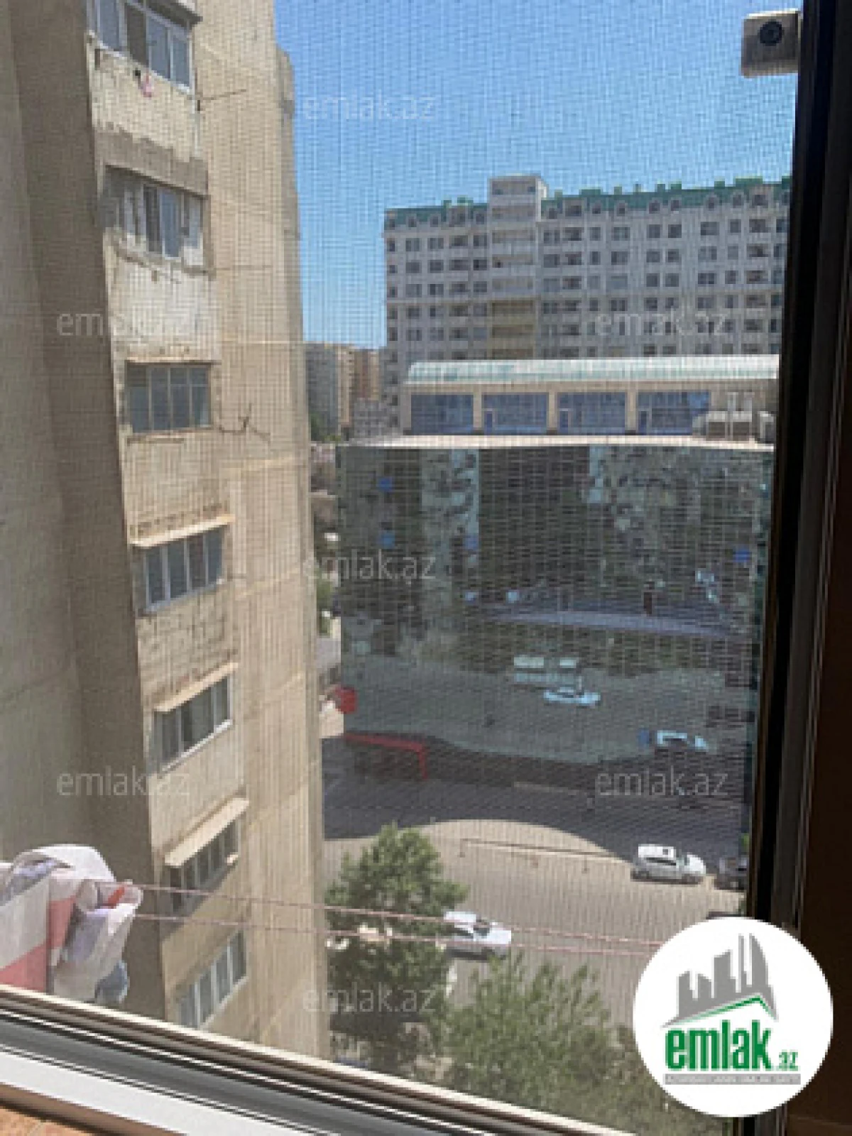 Satılır 2 otaqlı köhnə tikili 52 m²