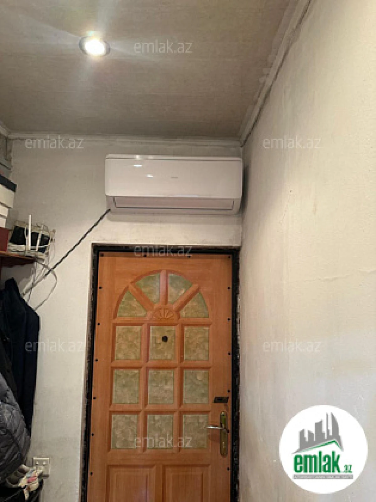 Satılır 2 otaqlı köhnə tikili 52 m²