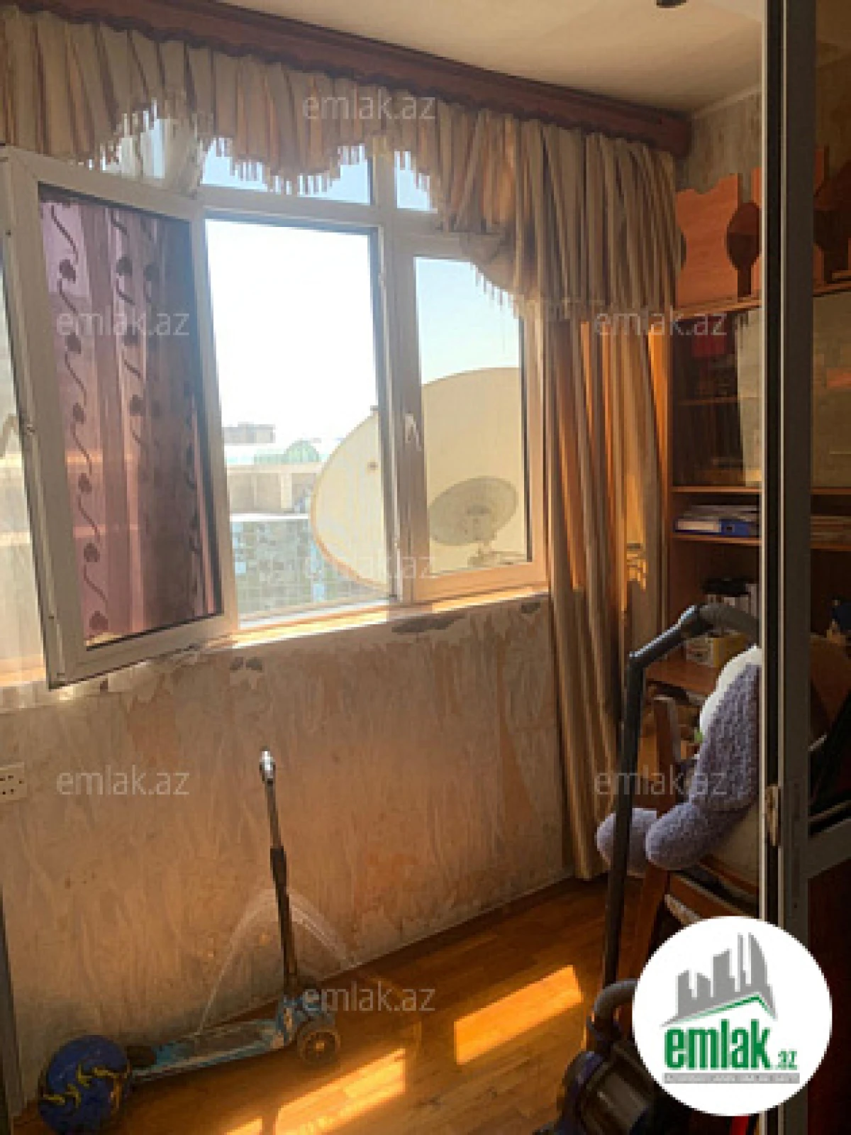 Satılır 2 otaqlı köhnə tikili 52 m²