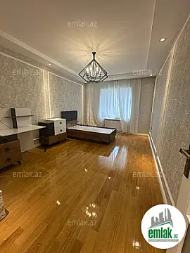Satılır 3 otaqlı köhnə tikili 98 m² — Bakı 3 otaq 98.00 m²