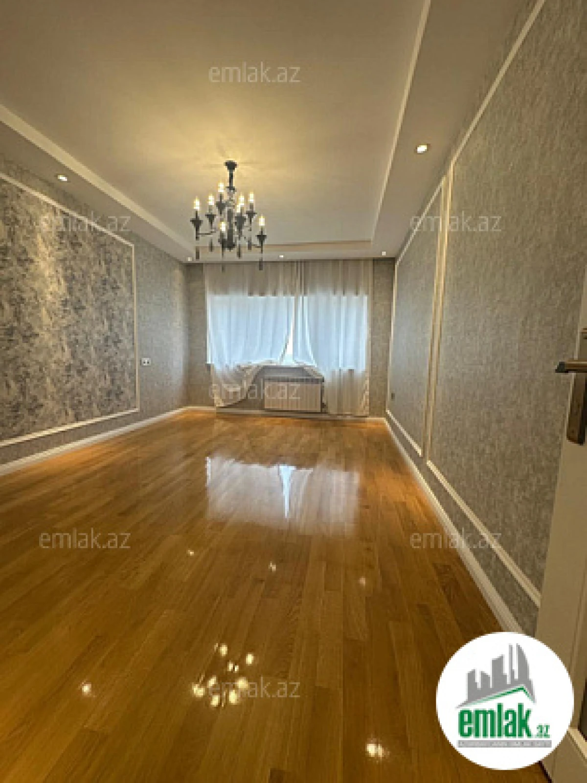 Satılır 3 otaqlı köhnə tikili 98 m²