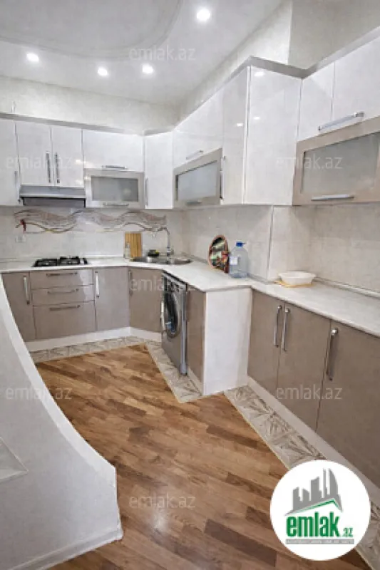 Satılır 2 otaqlı yeni tikili 65 m²
