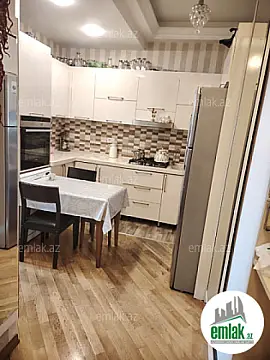 Satılır 2 otaqlı yeni tikili 70 m²