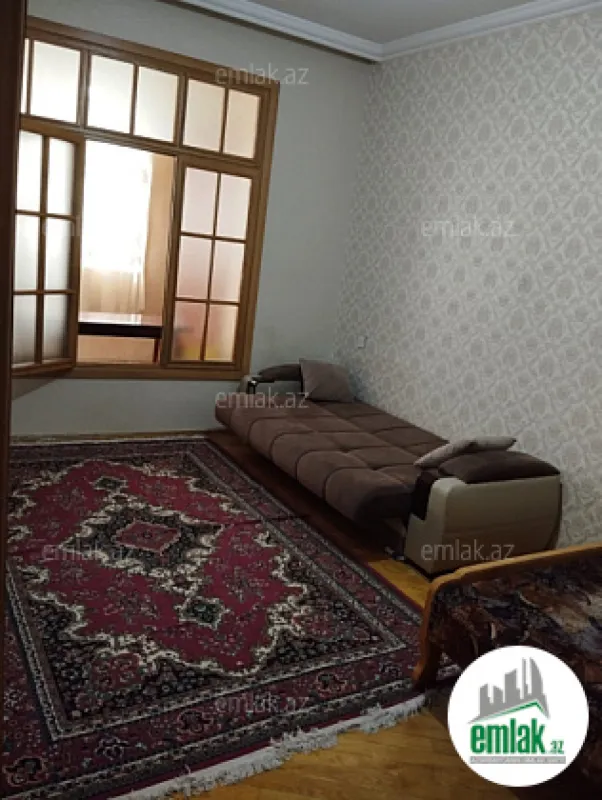 Satılır 1 otaqlı köhnə tikili 65 m²