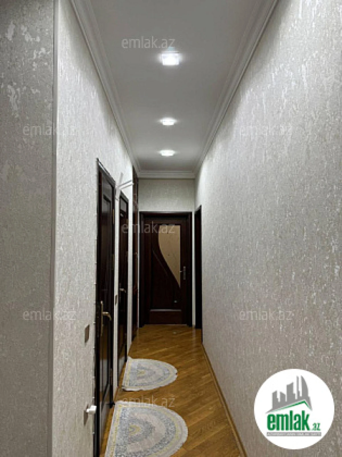 Satılır 3 otaqlı yeni tikili 98 m²