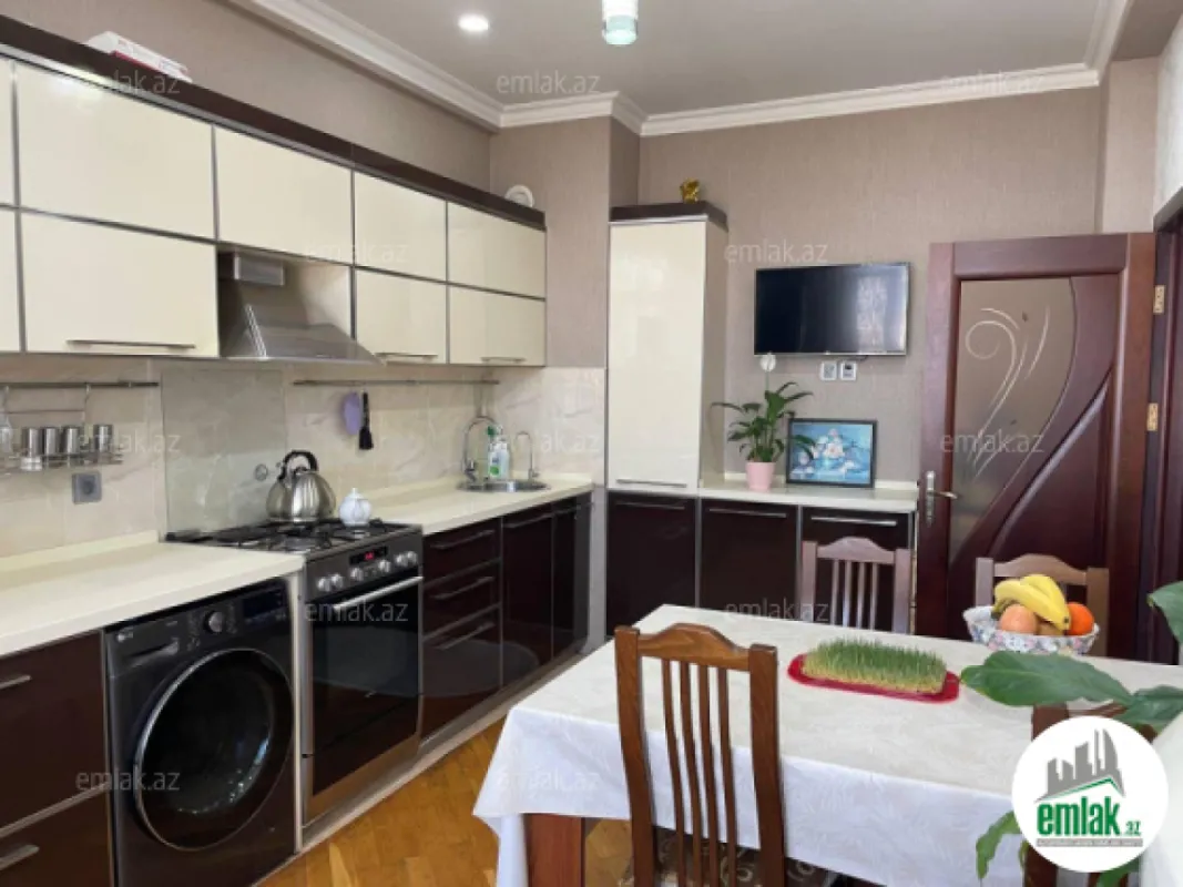 Satılır 3 otaqlı yeni tikili 98 m²