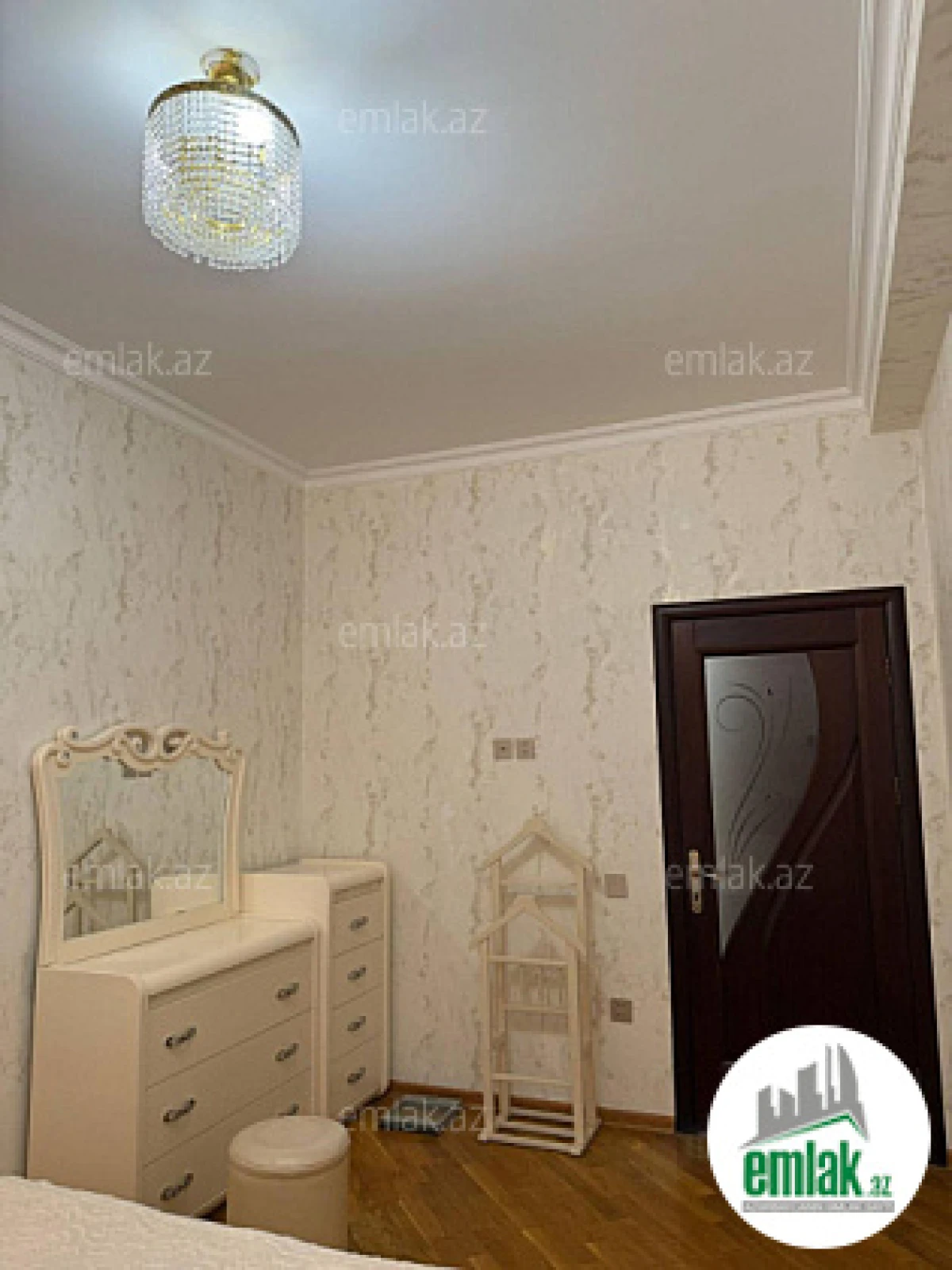 Satılır 3 otaqlı yeni tikili 98 m²
