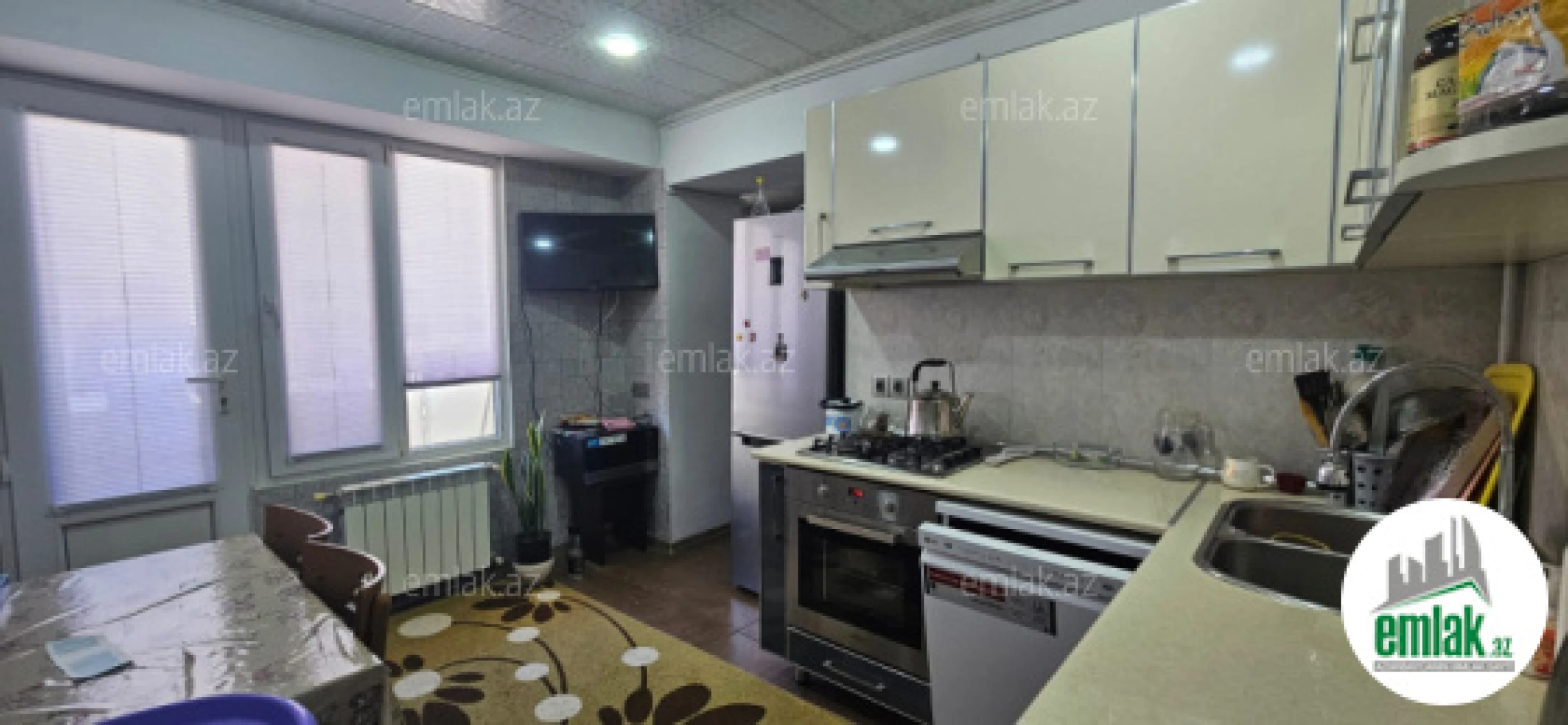 Satılır 3 otaqlı köhnə tikili 96 m²