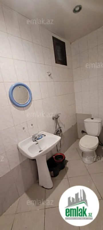 Satılır 3 otaqlı köhnə tikili 96 m²