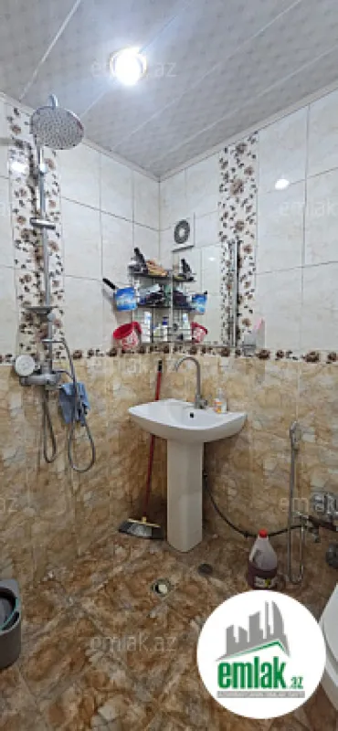 Satılır 3 otaqlı köhnə tikili 96 m²