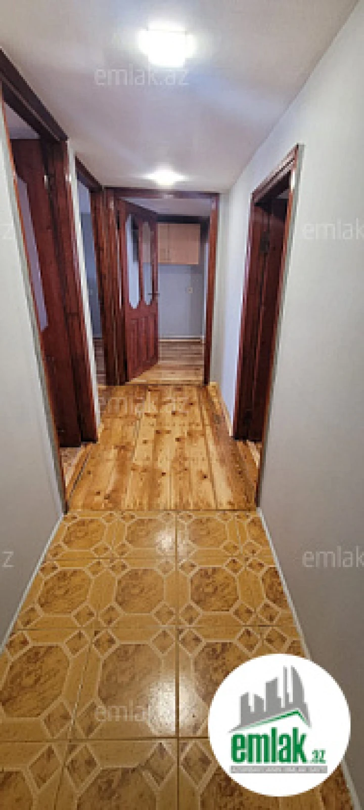 Satılır 3 otaqlı köhnə tikili 96 m²
