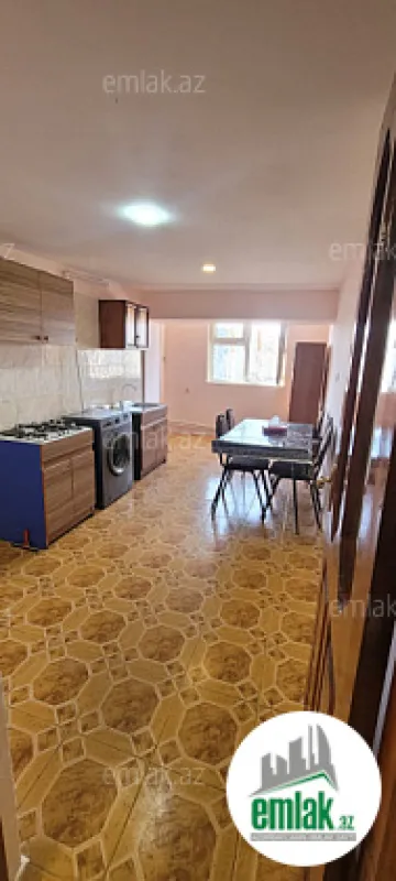 Satılır 3 otaqlı köhnə tikili 96 m²