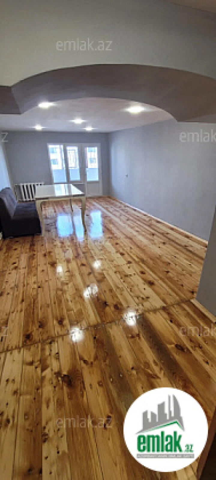 Satılır 3 otaqlı köhnə tikili 96 m²
