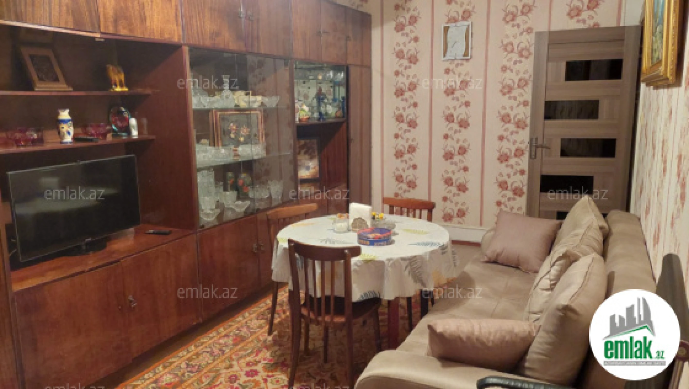 Satılır 2 otaqlı köhnə tikili 65 m²