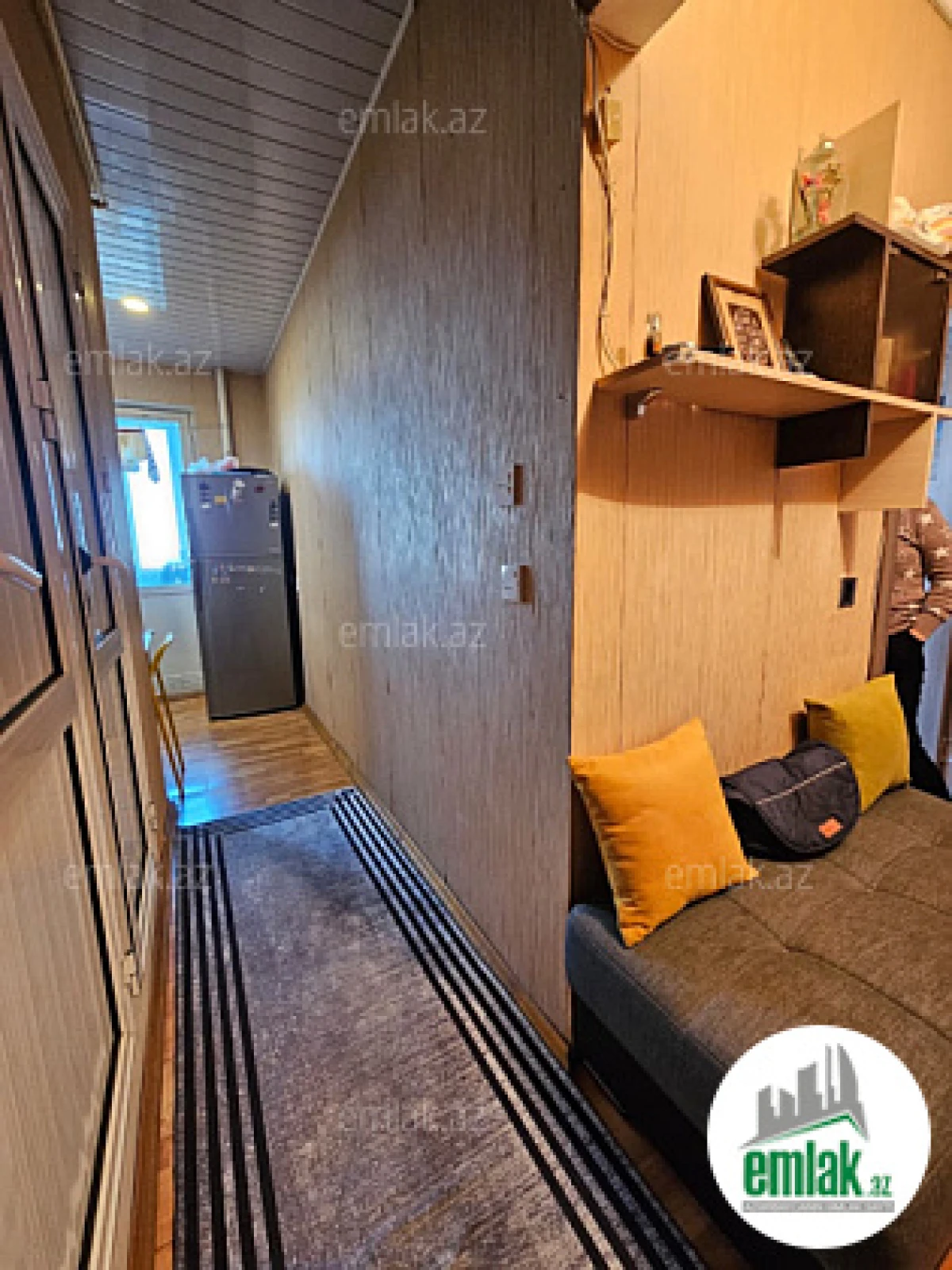 Satılır 2 otaqlı köhnə tikili 65 m²