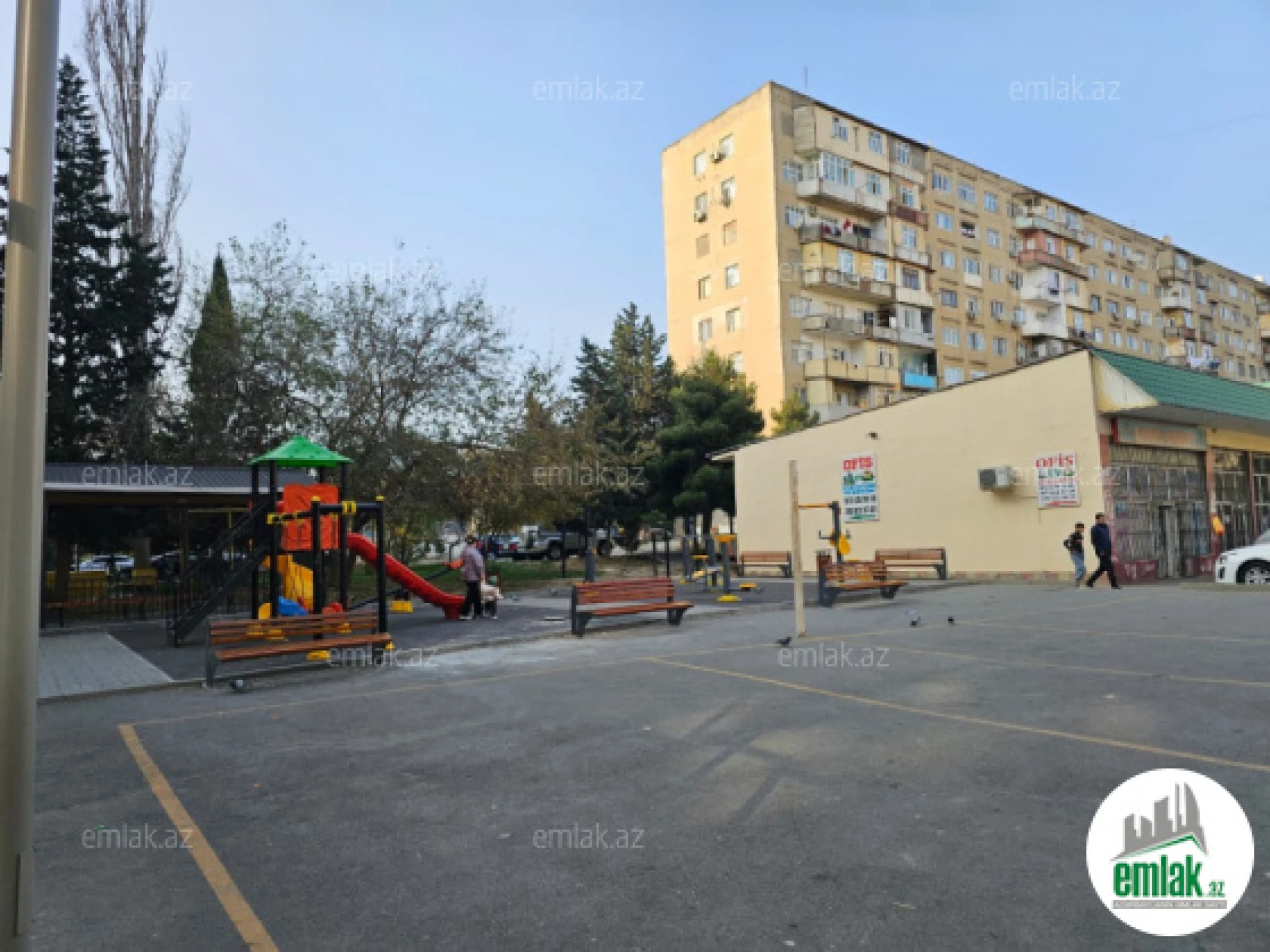 Satılır 2 otaqlı köhnə tikili 65 m²