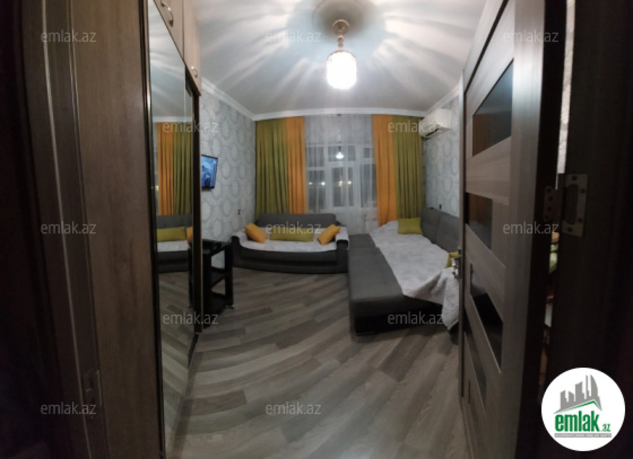 Satılır 2 otaqlı köhnə tikili 65 m²