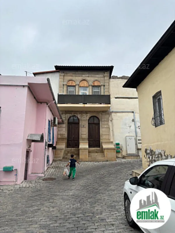 Satılır 2 otaqlı həyət evi 50 m²