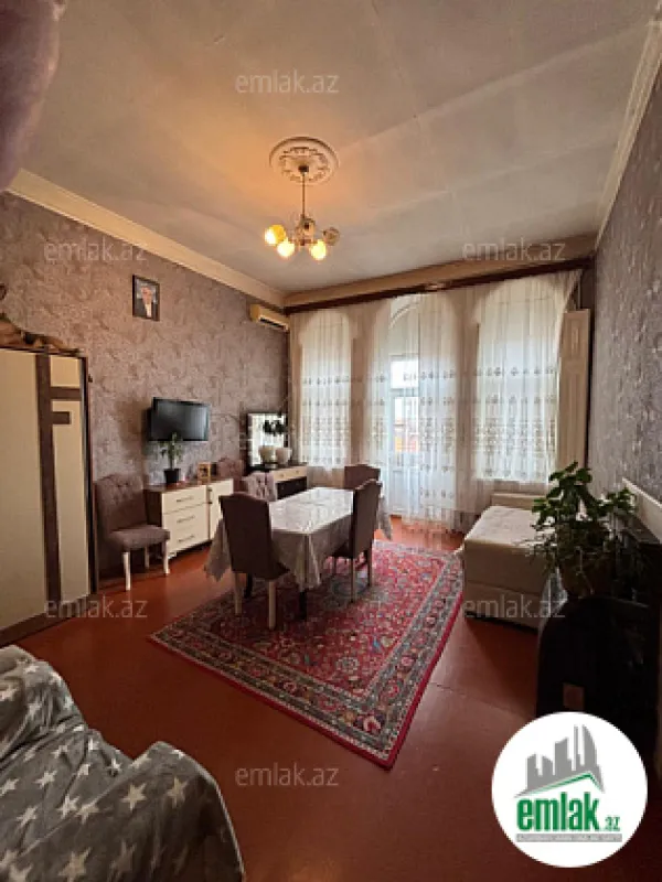 Satılır 2 otaqlı həyət evi 50 m²