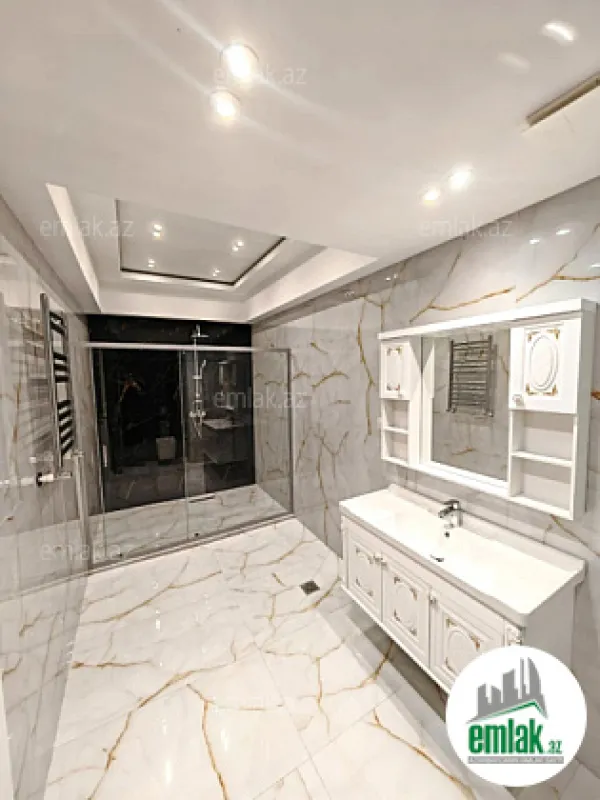 Satılır 4 otaqlı yeni tikili 220 m²