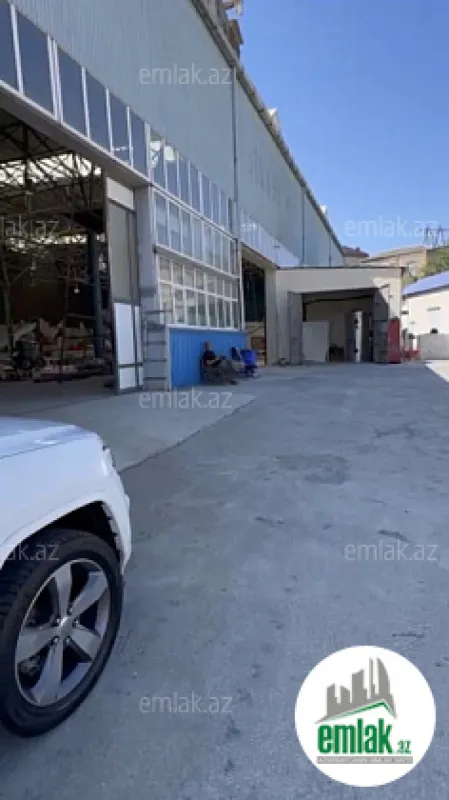 Satılır 11 otaqlı obyekt 1000 m²