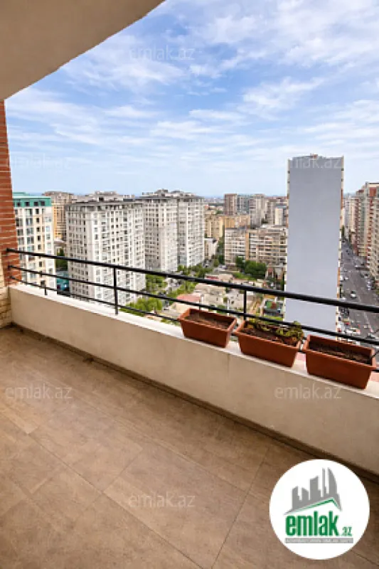 Satılır 3 otaqlı yeni tikili 94 m²