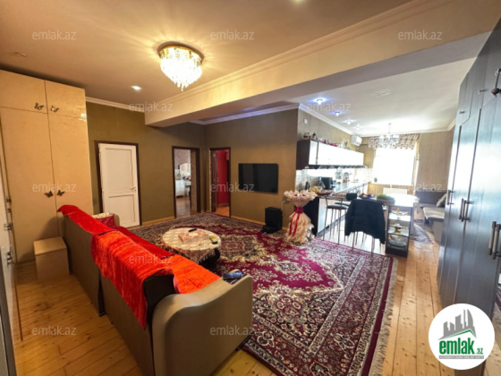 Satılır 3 otaqlı yeni tikili 105 m²