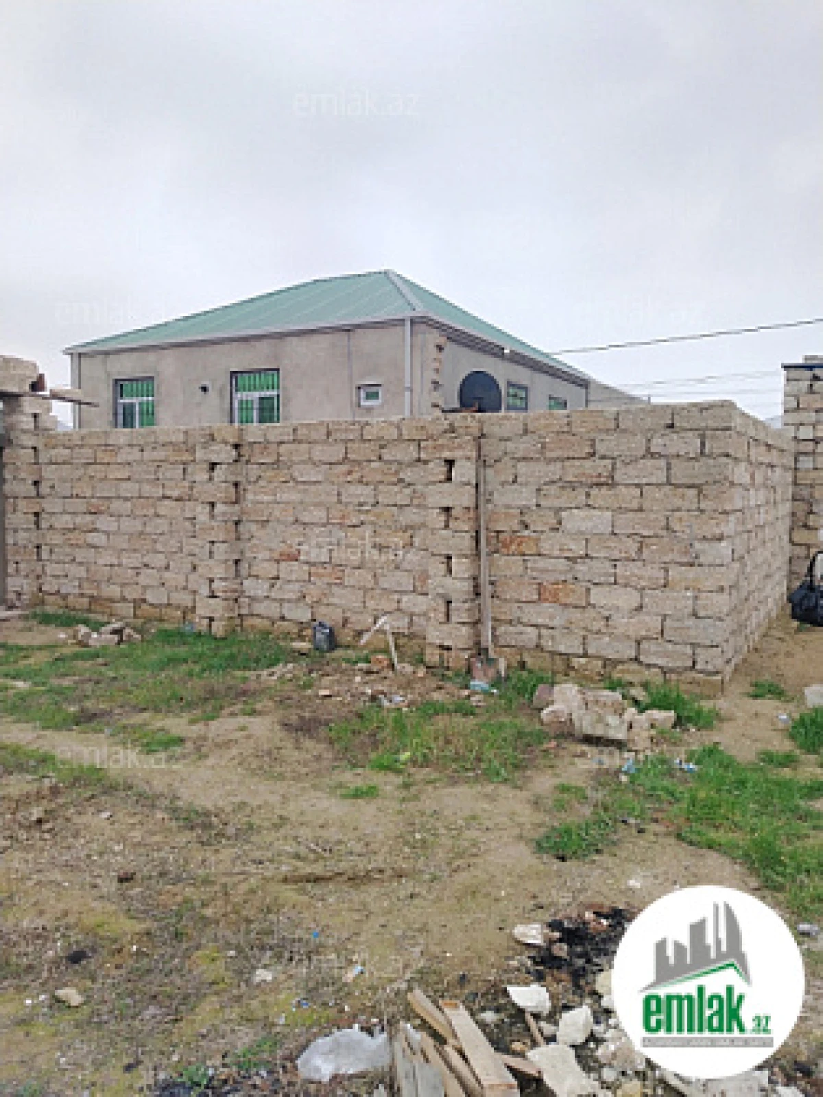 Satılır torpaq sahəsi 2 m²