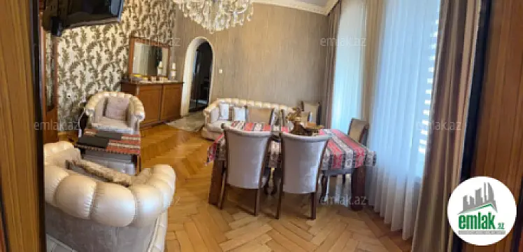 Satılır 3 otaqlı köhnə tikili 88 m² — Bakı 3 otaq 88.00 m²