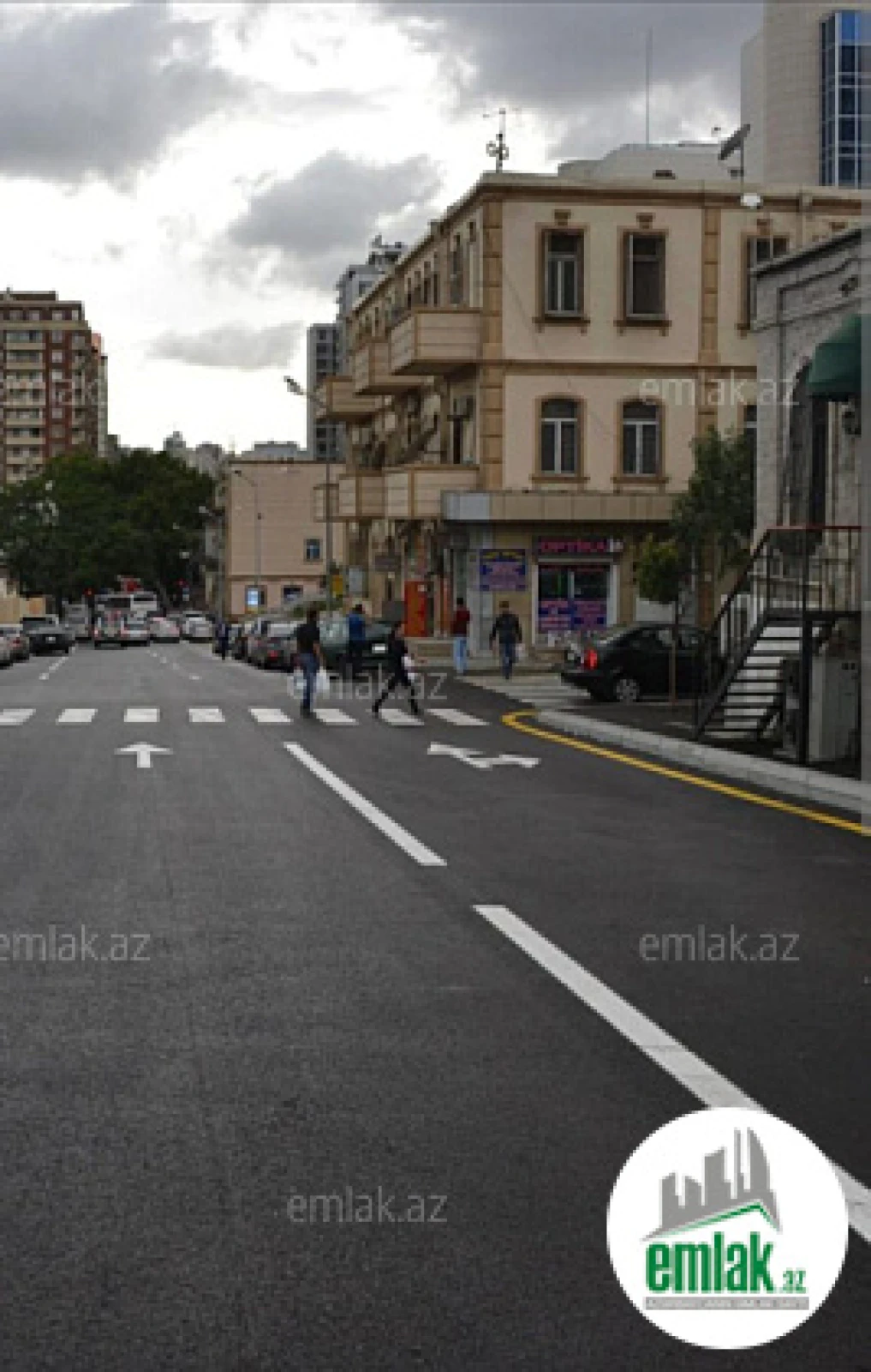 Satılır 3 otaqlı köhnə tikili 88 m²