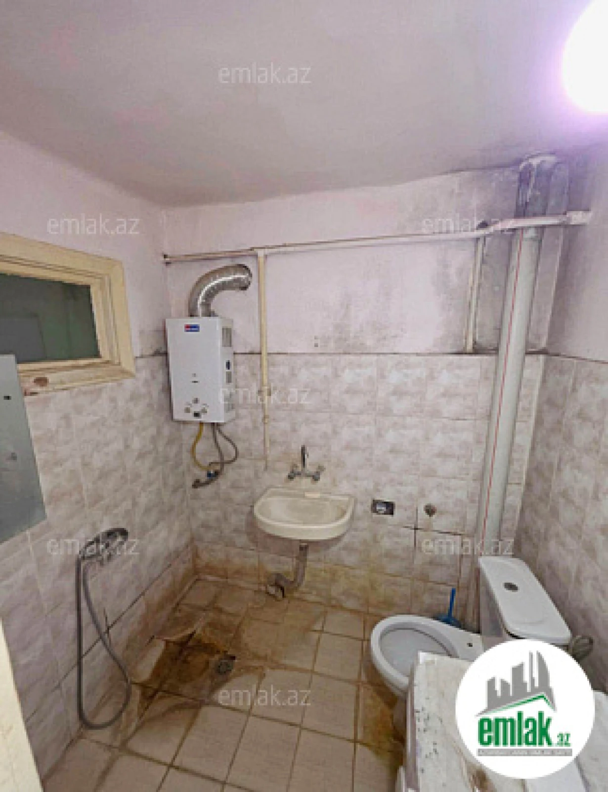 Satılır 1 otaqlı köhnə tikili 35 m²